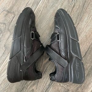 Tommy Hilfiger Black Women's Velcro Strap Chunky Sneakers